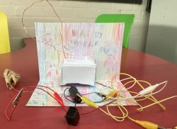 Bulb and buzzer circuit