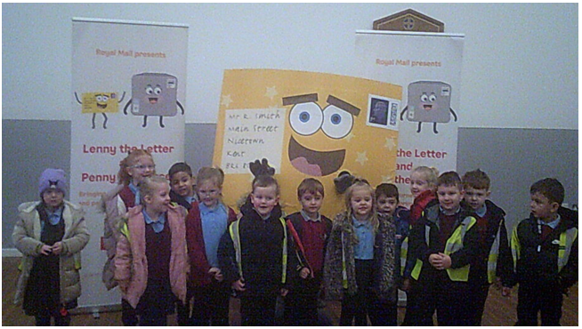 Group Photo of pupils from the royal mail visit 